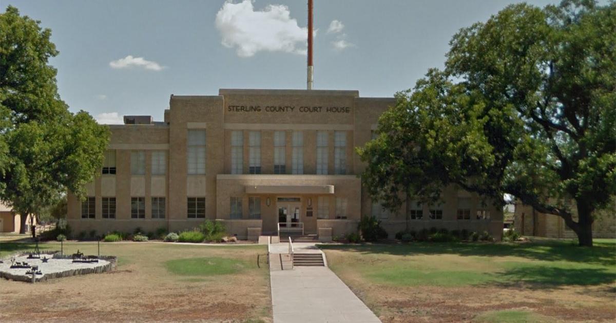 Sheriff StandardTimes Leaves Suspicious Package Behind Courthouse