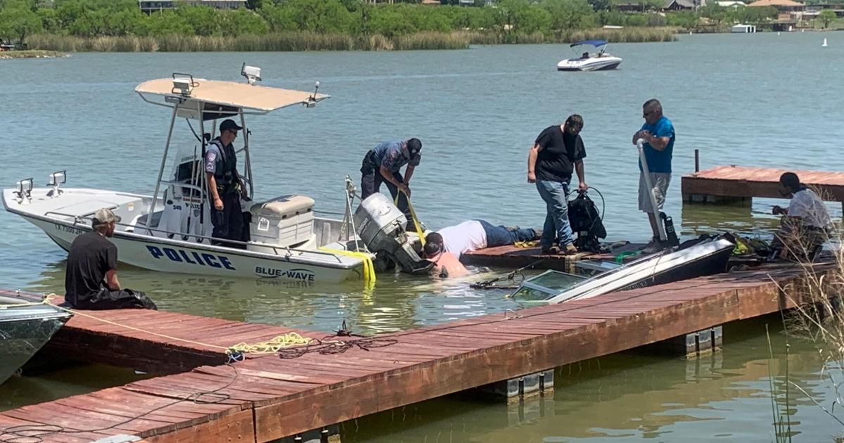 WATCH Recovery Operation Underway After Boat Sinks at Nasworthy Dock