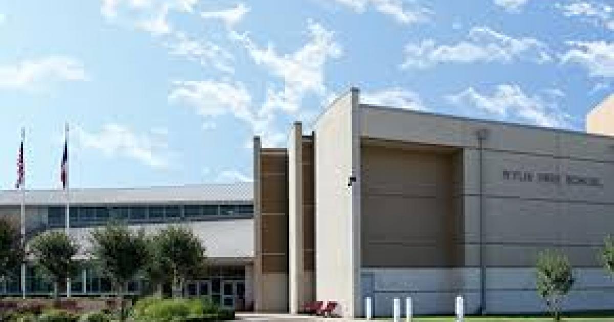 Teens Arrested With a Gun at Wylie High Near Metroplex