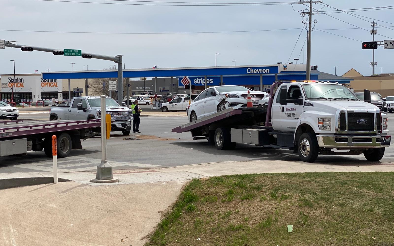Southland Sherwood Way Crash March 2021 (LIVE! Photo/James Bougliny)