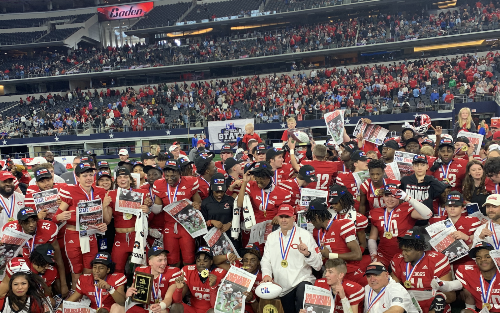 2022 4A-Div II State Champions Carthage Bulldogs