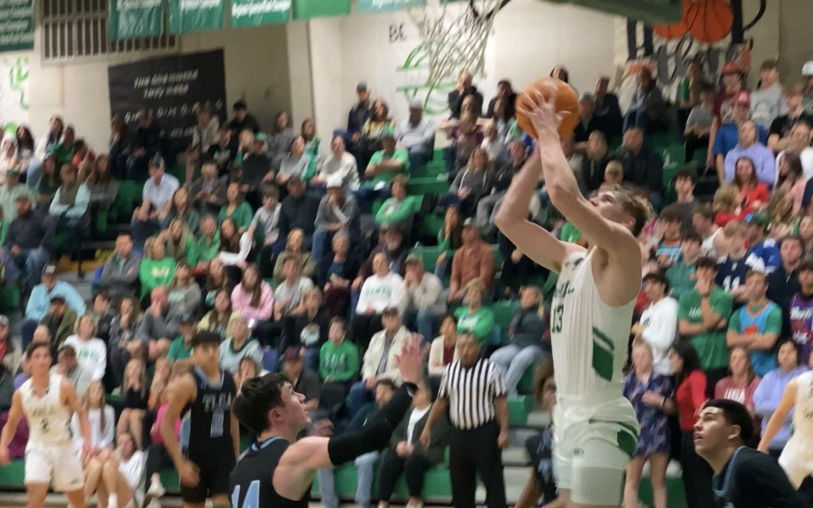 Wall's Everson Armstrong vs TLCA"s Drew Sherrill