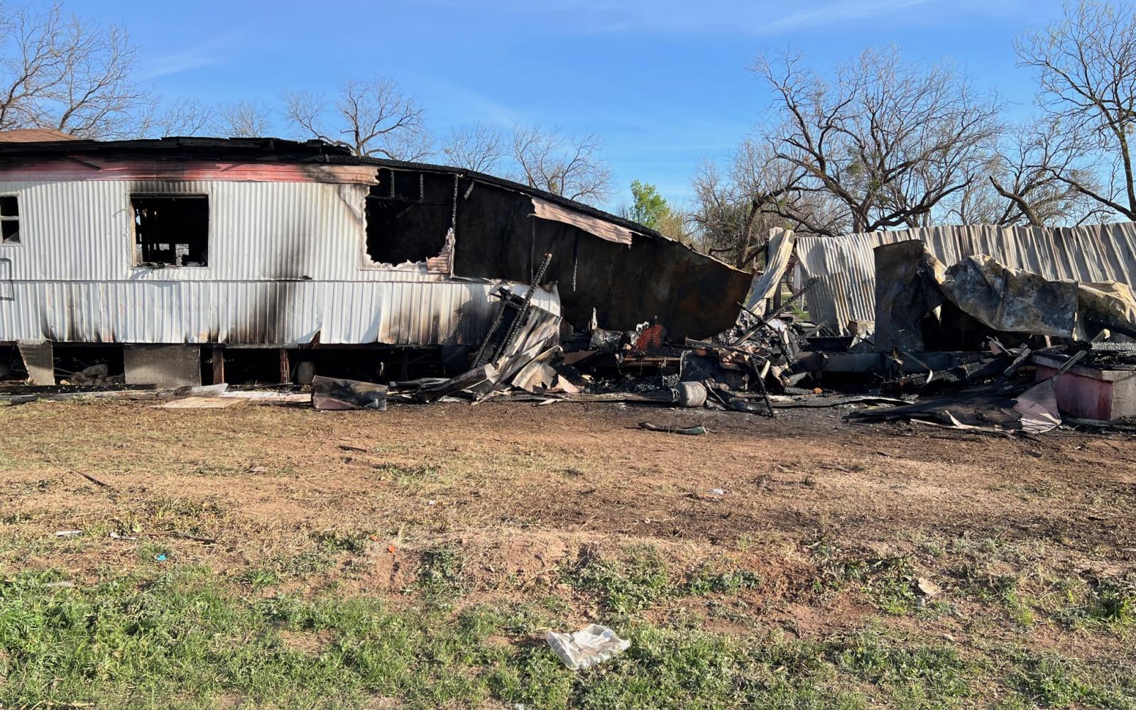 Raccoon Rd. Fire 4.1.23 (LIVE! Photo/Yantis Green)