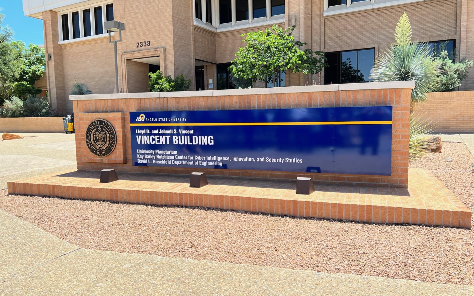 Kay Bailey Hutchison Center at ASU (LIVE! Photo/Yantis Green)