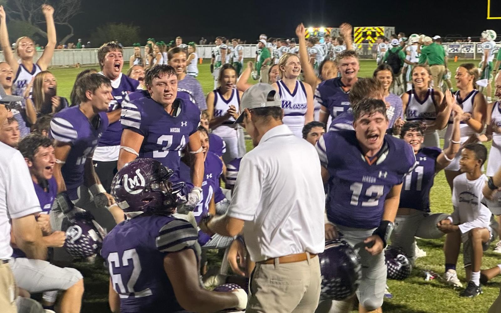 Mason Punchers defeated the Wall Hawks 14-7 on Sept. 29, 2023