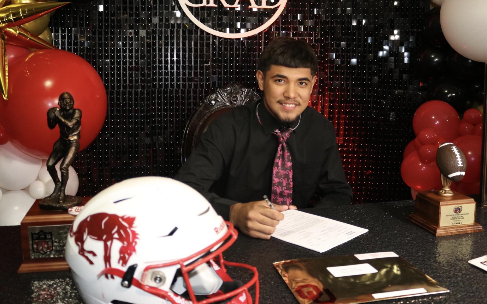 Odessa High Wide Receiver Ivan Carreon