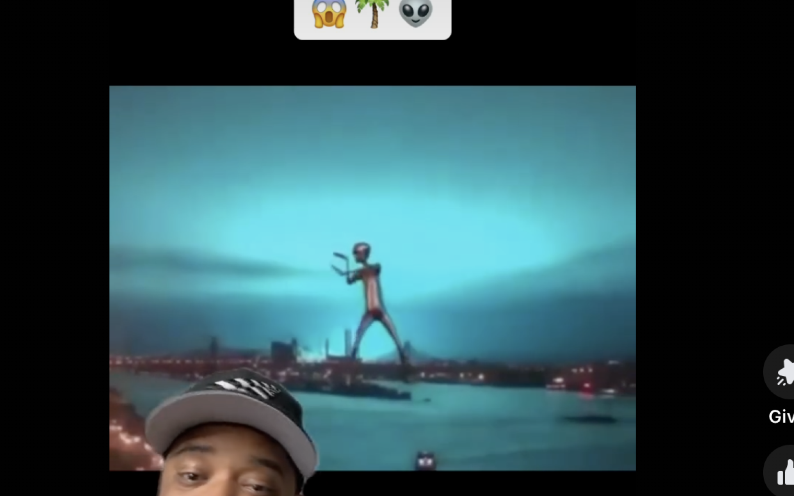 Facebook Commentary on Miami Mall Alien Invasion