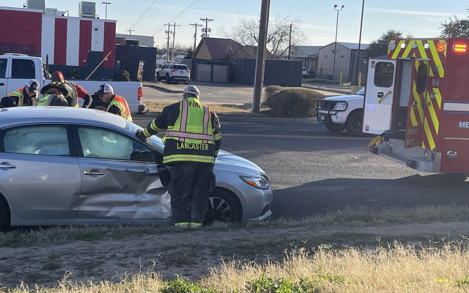 Crash on S Bryant and Ave N