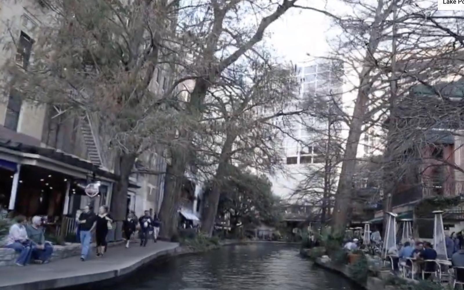 Beautiful Scenery During Riverwalk Boat Tour