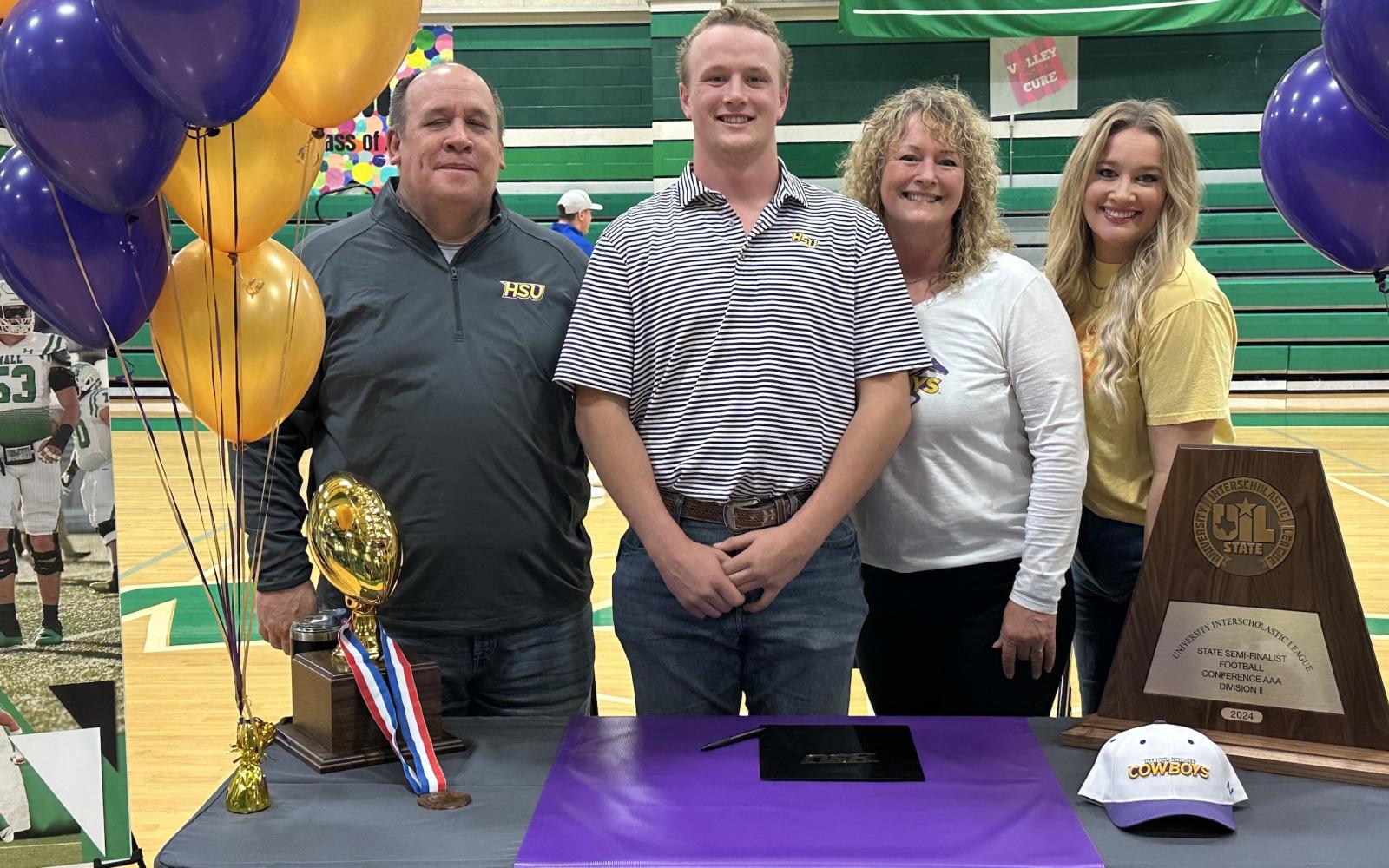 Wall Hawks Emmett Marlatt signs with Hardin-Simmons University