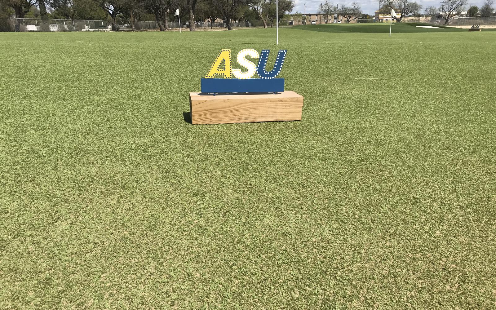 Angelo State University hosted a ribbon-cutting ceremony Friday, March 28, for its new $5.2 million golf complex.