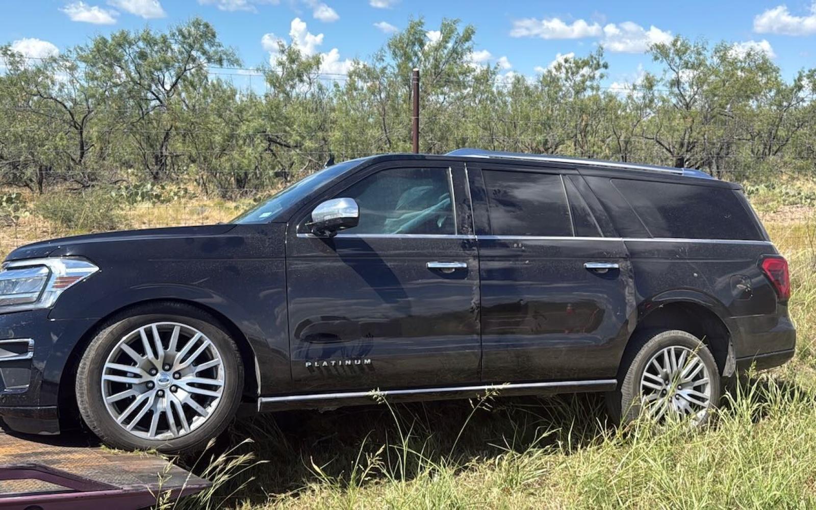 Chevy SUV vs Ford SUV Violence Closes US 277 South of San Angelo on Sept 21, 2025.