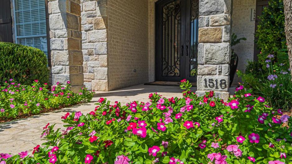 Real Estate Guide Luxury Awaits in Butler Farms