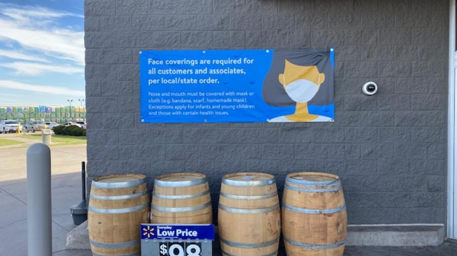 2020 Pandemic Walmart Banner (Live Photo/Yantis Green) 2020 Pandemic Walmart Banner (Live Photo/Yantis Green)