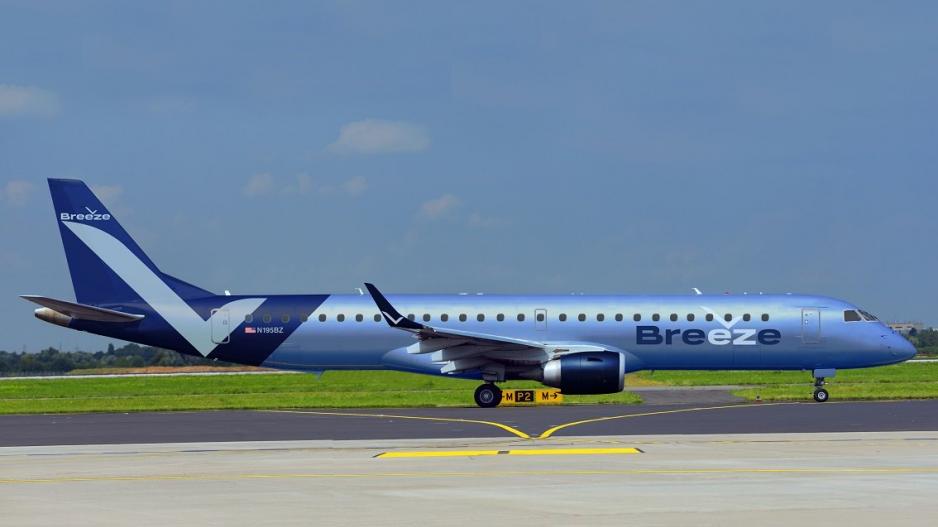 Breeze Airways E-195 Breeze Airways E-195