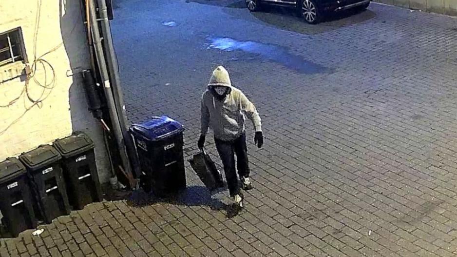Pipe Bomb Suspect Pipe Bomb Suspect