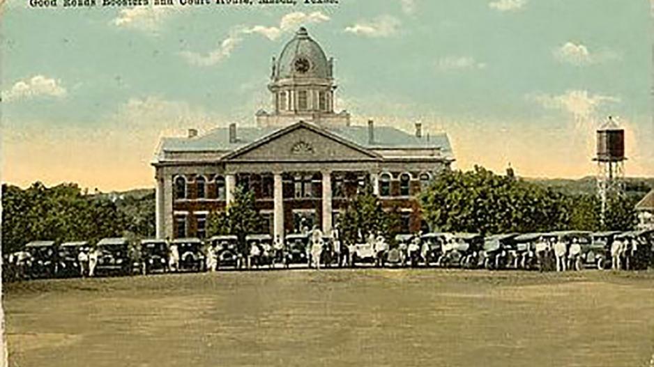 Mason County Courthouse Burns to the Ground