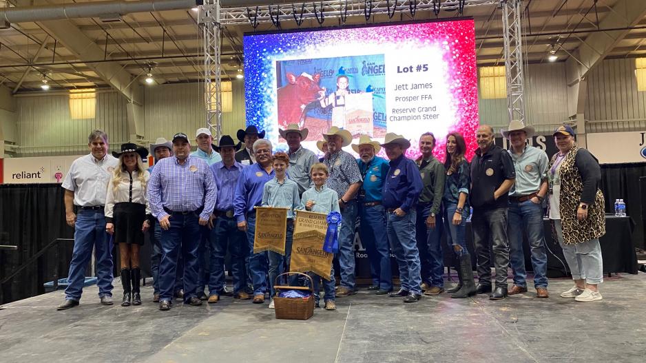 2021 Reserve Grand Champion Steer (LIVE! Photo/Yantis Green) 2021 Reserve Grand Champion Steer (LIVE! Photo/Yantis Green)