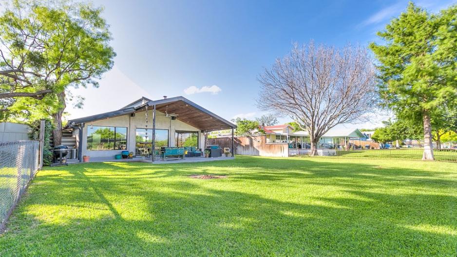 Real Estate Guide The Ultimate Lake Nasworthy Home