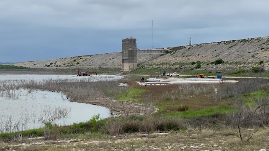 US Army Corps of Engineers Dredging O.C. Fisher 2021 (LIVE! Photo/Yantis Green) US Army Corps of Engineers Dredging O.C. Fisher 2021 (LIVE! Photo/Yantis Green)