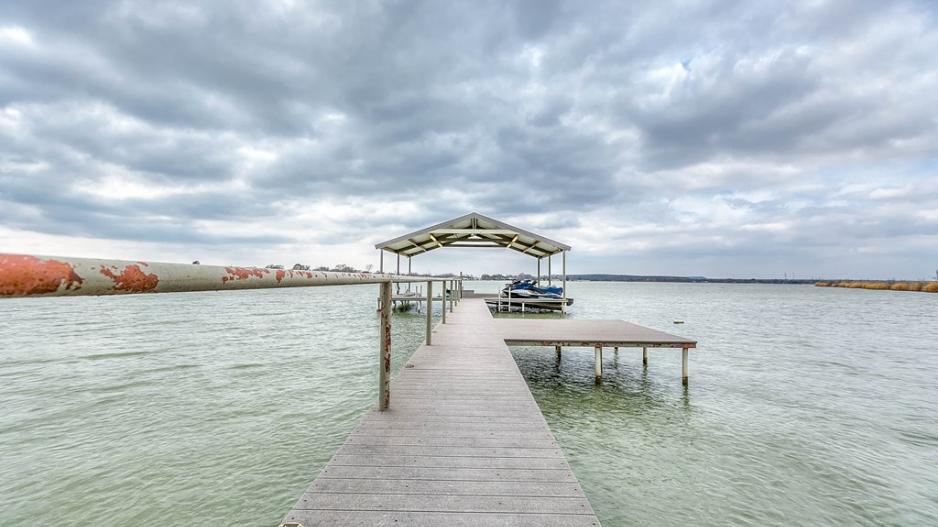 Real Estate See This Lake Nasworthy Estate