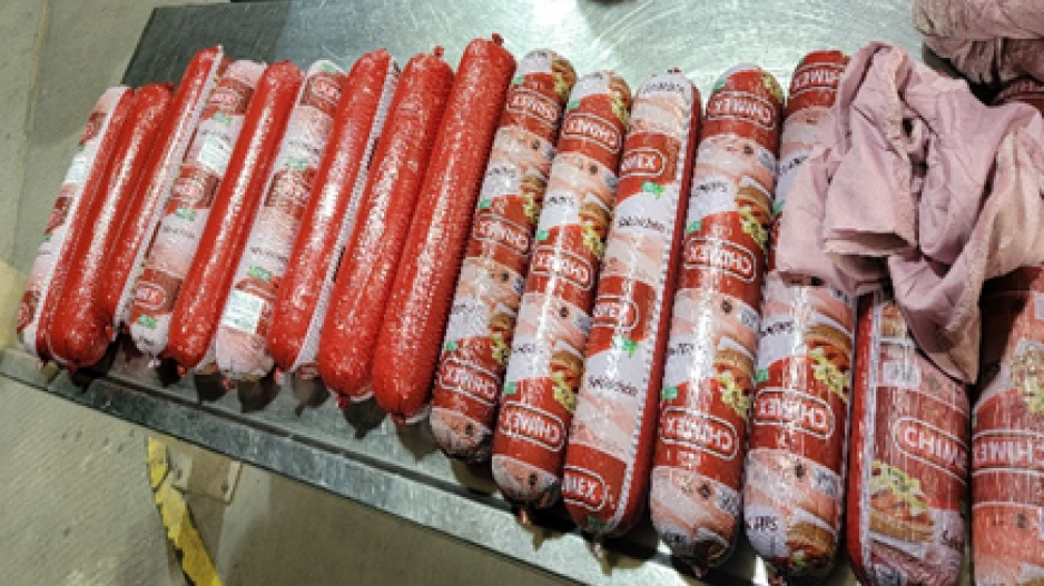 Illegal Alien Bologna Seized in El Paso (Contributed/CBP) Illegal Alien Bologna Seized in El Paso (Contributed/CBP)