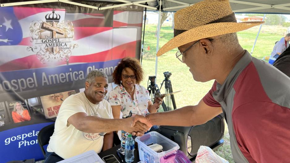 Pastor Gary Jenkins and his wife, Pastor Marcella Jenkins, collect signatures to get on the Nov. 8 ballot for Tom Green County Judge Pastor Gary Jenkins and his wife, Pastor Marcella Jenkins, collect signatures to get on the Nov. 8 ballot for Tom Green County Judge