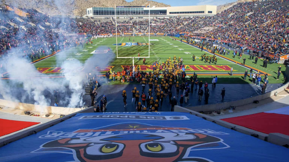 Who s going to play in the tony the tiger sunbowl 