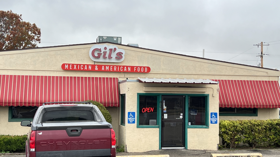 Gil's Restaurant Gil's Restaurant