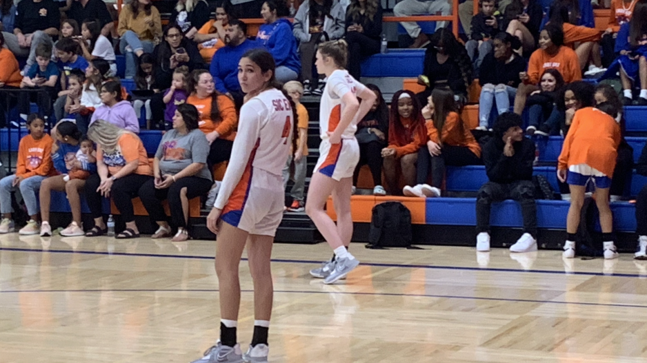 Lady Cats Jewels Perez and Lauren Mclane Lady Cats Jewels Perez and Lauren Mclane