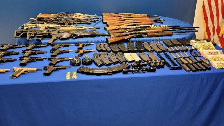 Weapons Seized Eagle Pass (Courtesy/CBP) Weapons Seized Eagle Pass (Courtesy/CBP)