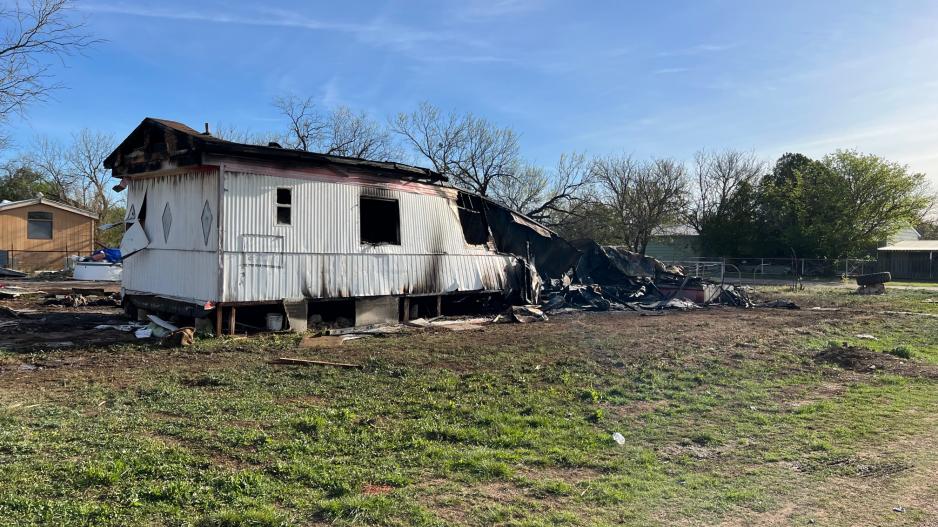 Raccoon Rd. Fire 4.1.23 (LIVE! Photo/Yantis Green) Raccoon Rd. Fire 4.1.23 (LIVE! Photo/Yantis Green)