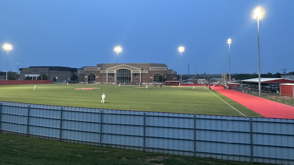 The Hawks Dominate Area, Sweep Bowie to Advance to the Regional