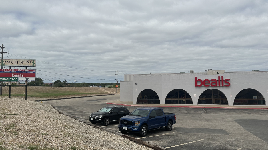 Texas Burkes Outlet stores to be renamed 'Bealls' after acquisition