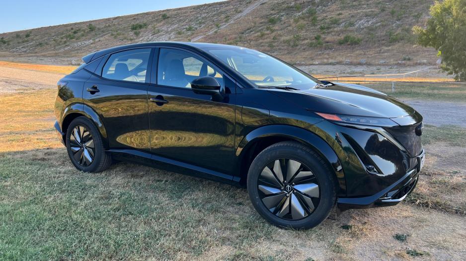 2023 Nissan Ariya EV (LIVE! Photo Yantis Green) 2023 Nissan Ariya EV (LIVE! Photo Yantis Green)