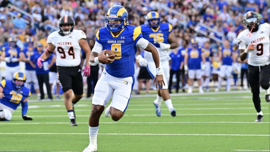 Angelo State Quarterback Gerald Gardner Angelo State Quarterback Gerald Gardner