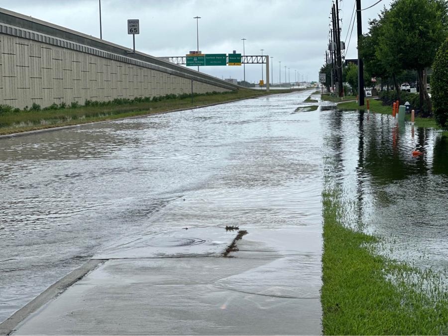 Beryl Leaves Texans Stranded And Over 2 Million Without Power 9766