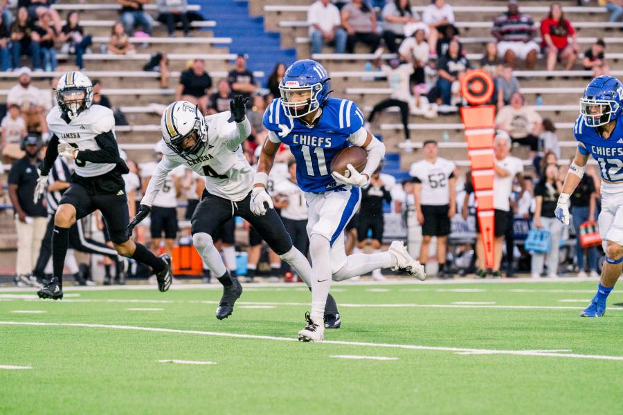 Lake View's Braylon White runs after a catch against Lamesa on Friday, Sept. 13, 2024, at San Angelo Stadium.