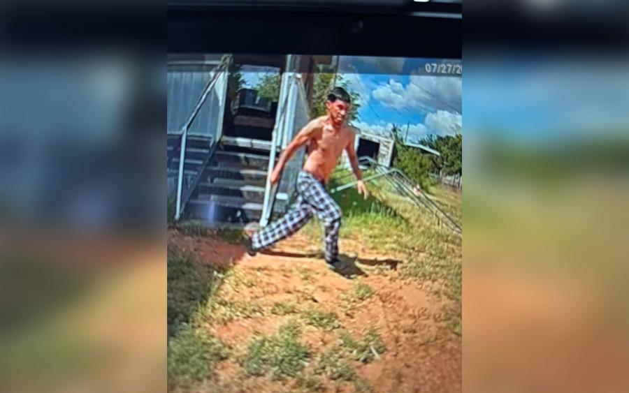 Man Still at Large After Fleeing Deputies in Robert Lee