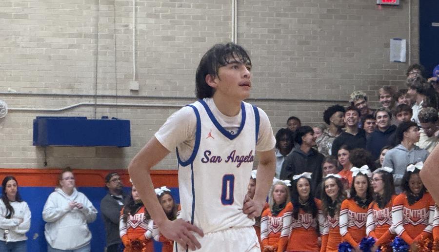 Central Bobcats Ean McNeill