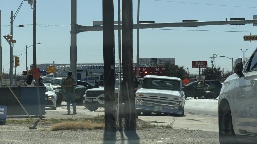 A two-vehicle crash has shut down the intersection of Bryant Boulevard and Avenue N, sending at least one person to the hospital.