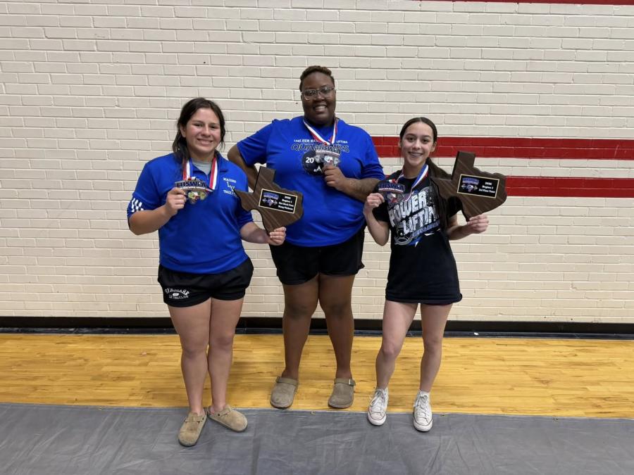 San Angelo Lake View powerlifters (from left) Bella Reyes, Janiya Jefferson and Avralynn Sosa have qualified for next week's state powerlifting meet.