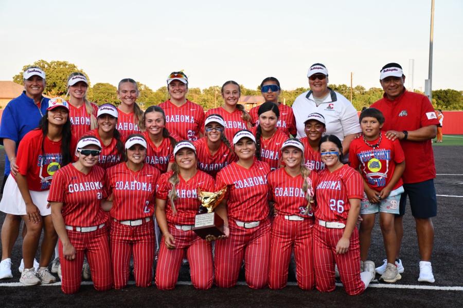 Coahoma's softball celebrates after winning its state semifinal against Grand Saline.