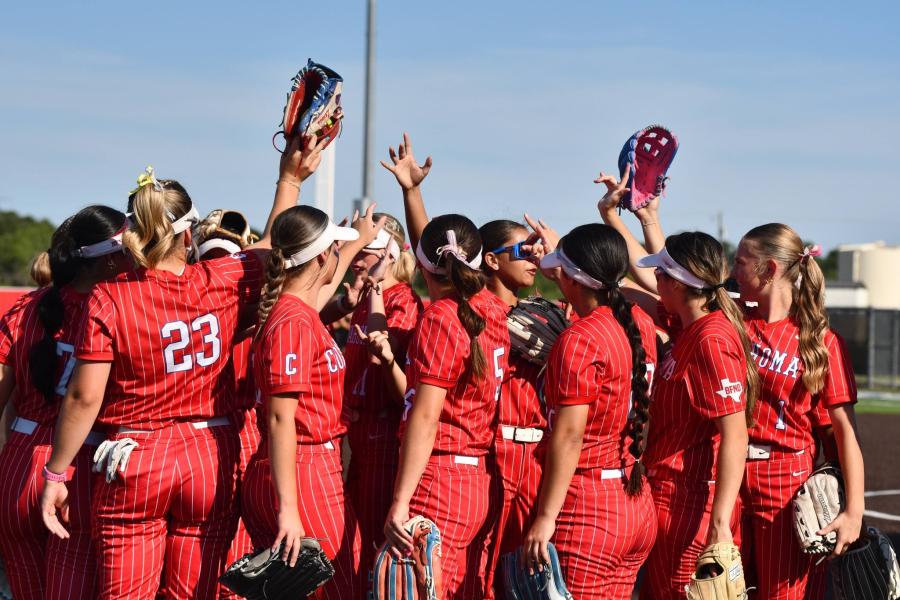 The Coahoma Bulldogettes are one of only two programs in Texas to win three consecutive state titles in softball. On Thursday, they can become the only one to ever win four in a row.