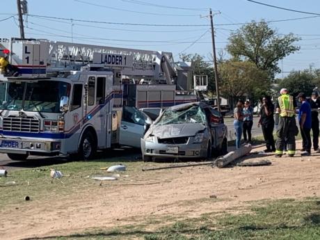 Crash on 19th St. Takes Out Utility Pole (LIVE! Photo/Matt Trammell)
