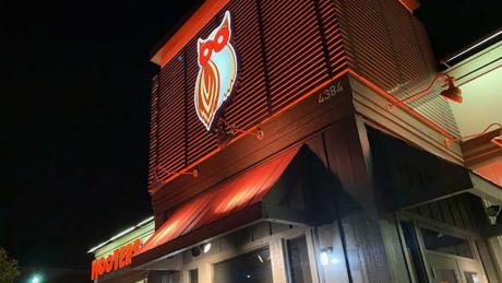 Hooter's Restaurant in San Angelo