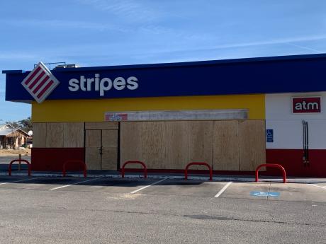 Stripes at West Ave. N and S. Bryant