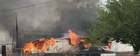 Raccoon Road Trailer House Fire (LIVE! Photo/Sonia Ramirez)