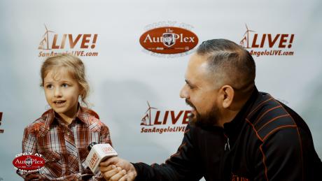 Sonora Bank Mutton Bustin champion Ruth Holik
