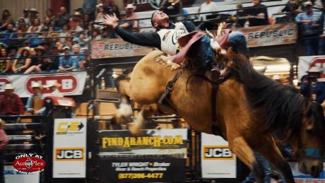 Horse drama at the 2021 San Angelo Rodeo Cinch Chute Out